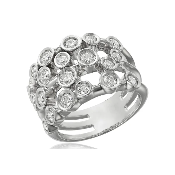 Anillo de diamantes en blanco — Foto de Stock