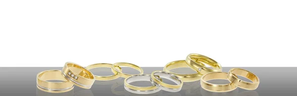 Grupo de anéis de casamento — Fotografia de Stock