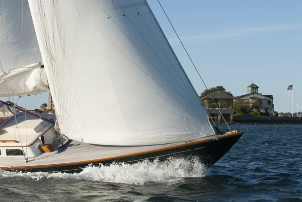 Adventure Sailing in Newport Harbor on Narragansett Bay in Rhode Island — Stock Photo, Image