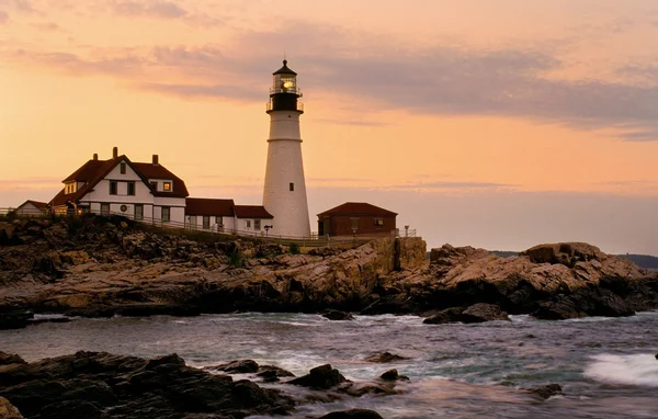 Sunset at Portland Head Lighthouse Maine's' Oldest beacon — Stock fotografie