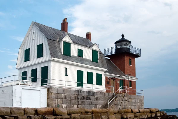 Faro de rompeolas de Rockland histórico en Maine — Foto de Stock