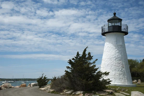 Deniz feneri bakan Harbor Massachusetts — Stok fotoğraf