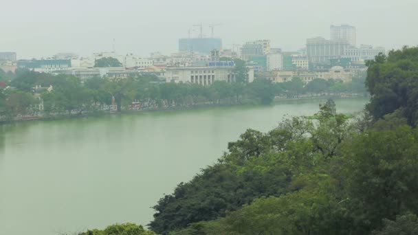 越南，河内-2015 年 3 月 14 日: 忙道近湖 — 图库视频影像
