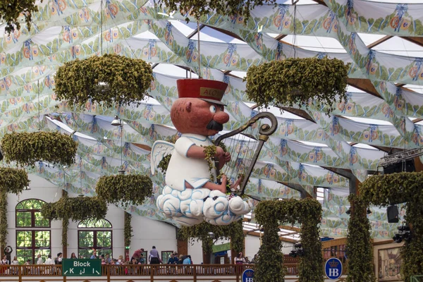 Hofbraeu çadırına Oktoberfest Münih, Almanya, 2015