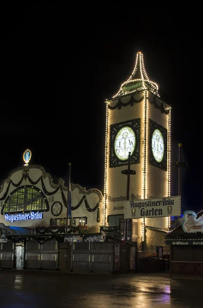 Tenda Augustiner no Oktoberfest em Munique, Alemanha, 2015 — Fotografia de Stock