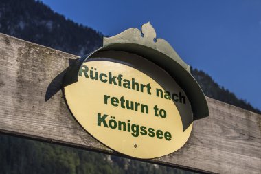 St Bartholomew Kilisesi yakın Berchtesgaden, Almanya, 2015 imzalamak