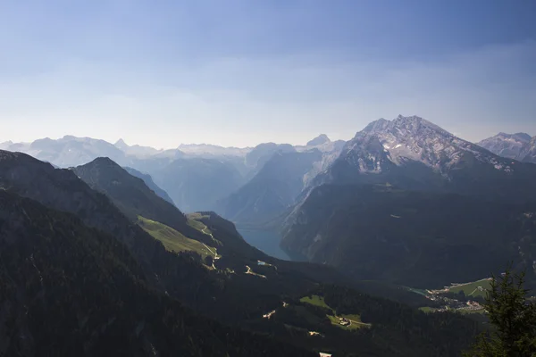 Вид на Schoenau am Koenigssee в Німеччині, 2015 — стокове фото