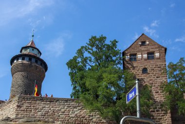 Nuremberg Kalesi ve Sinwell Kulesi, Almanya, 2015