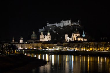 Klessheim Kalesi Salzburg gece, Avusturya, 2015