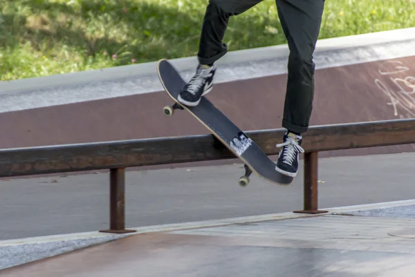 Skateboard practicing at Theresienwiese in Munich, 2015 — Stock Photo, Image