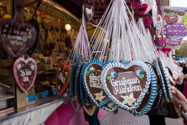 Gingerbread kalpler 2015, Münih, Almanya, Theresienwiese
