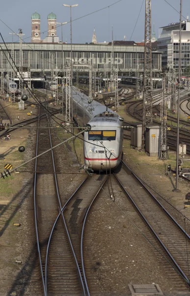 慕尼黑中央火车站，到 2015 — 图库照片
