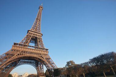 Paris 'teki Eyfel Kulesi