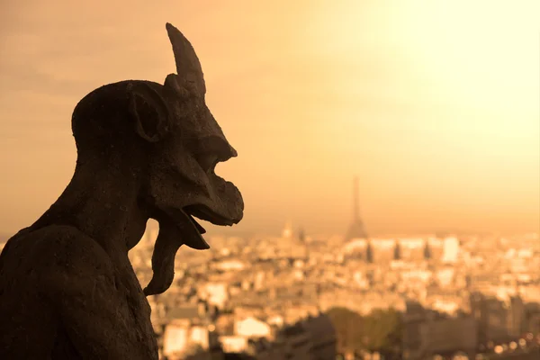 Chrlič v Notre Dame de Paris — Stock fotografie