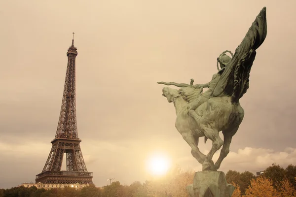 Torre Eiffel a Parigi — Foto Stock