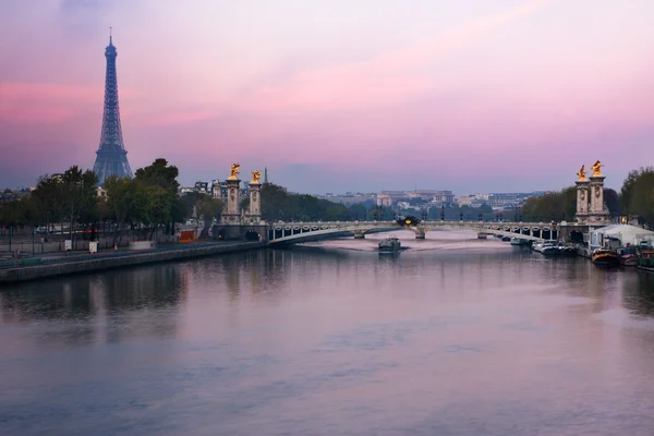 París al amanecer — Foto de Stock