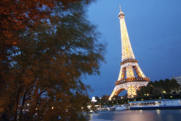 Torre Eiffel a Parigi — Foto Stock