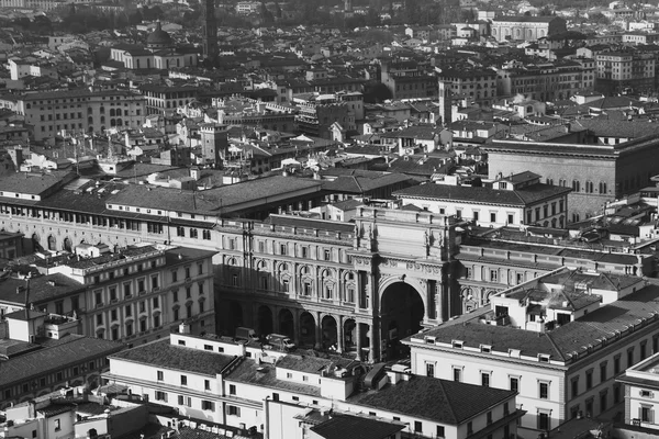 Náměstí Piazza della repubblica ve Florencii — Stock fotografie