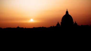 Rüyayla gün batımında