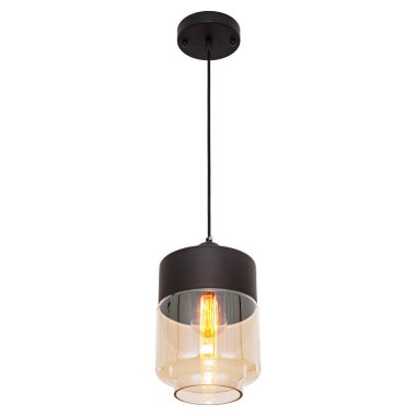 Beyaz arkaplanda izole edilmiş klasik tarzda avize