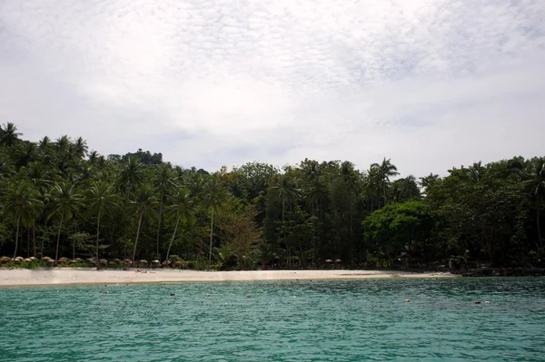 Libertà spiaggia, Phuket, Thailandia — Foto Stock