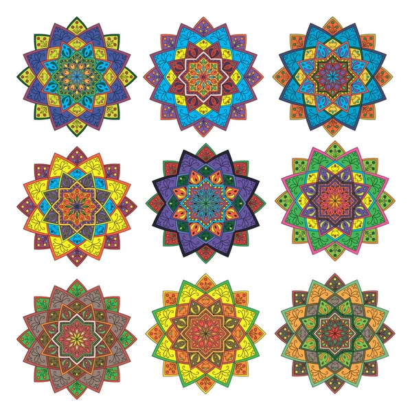 Conjunto de Mandalas. Elementos decorativos vintage. Patrón oriental, ilustración vectorial. Islam, árabe, indio, turco, pakistaní, chino, motivos otomanos — Vector de stock