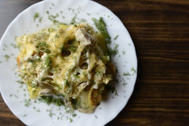 tavuk ve peynir ile fırında patates