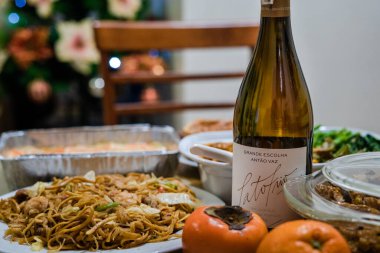 Masada nefis bir yemek, görkemli bir yemek için..