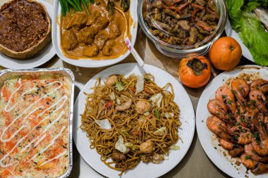 Masada nefis bir yemek, görkemli bir yemek için..