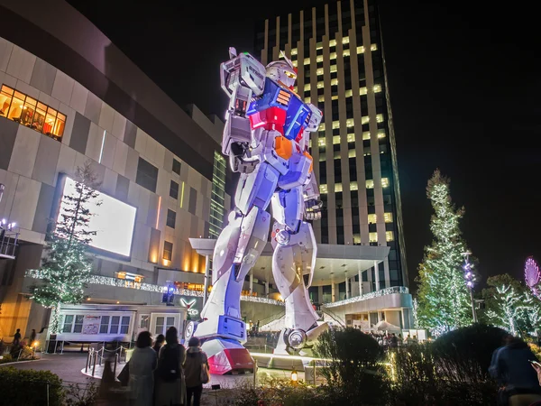 Odaiba, Tokyo, Japonya - 30 Mart 18 metre mobil Suit Gundam Rx7
