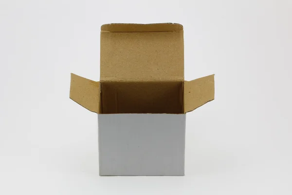 Коробка из белого картона, для упаковки — стоковое фото