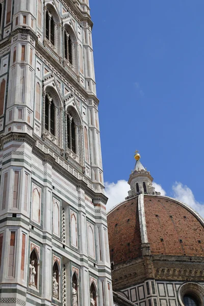 Basílica de Santa Maria del Fiore en Firenze, Italia — Foto de Stock