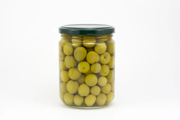 Olive in scatola in vaso di vetro, isolate su fondo bianco — Foto Stock