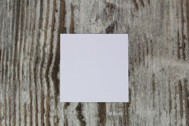 Ahşap arka plan beyaz boş kağıda