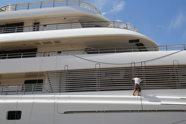 Lüks Yat Temizlik ekibi