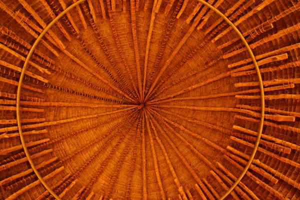 Tradycyjny dach wykonany z drewna, w Afryce — Zdjęcie stockowe