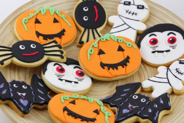 el yapımı halloween kurabiye