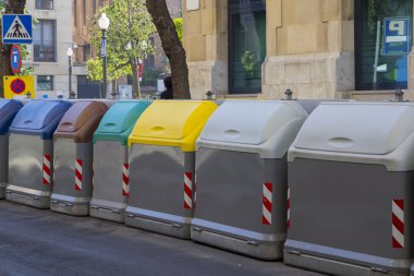 Dumpsters geri dönüşüm çöp için set
