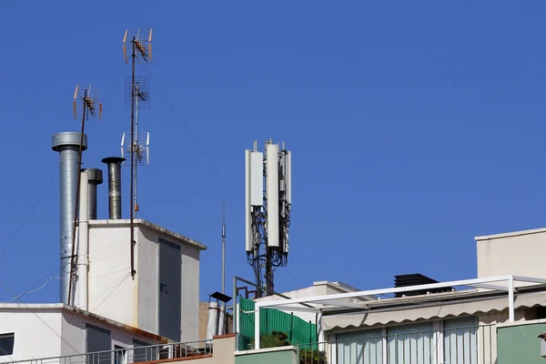 Mobile antenna in a building — Stock Photo, Image