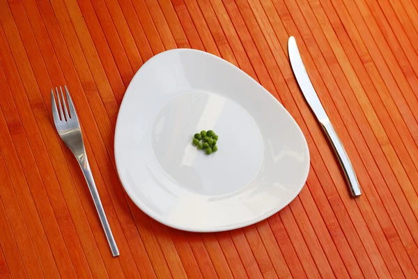 Diet plate of peas — Stock Photo, Image