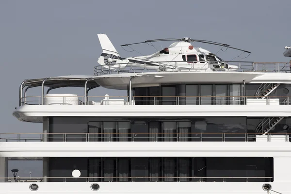 Helicopter in a luxury yacht — Stock Photo, Image