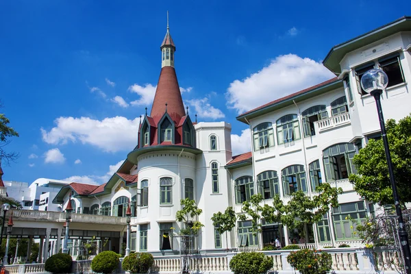 Edifício de castelo de estilo europeu no Phaya Thai Palace, Bancoc — Fotografia de Stock