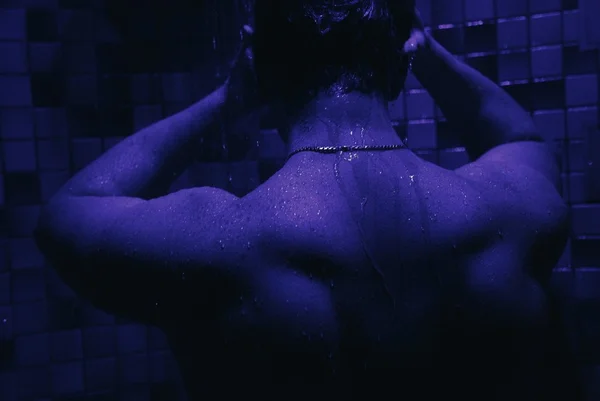 남자 샤워 로열티 프리 스톡 사진