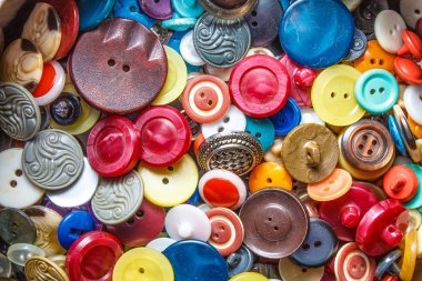 dağınık renkli düğmeler