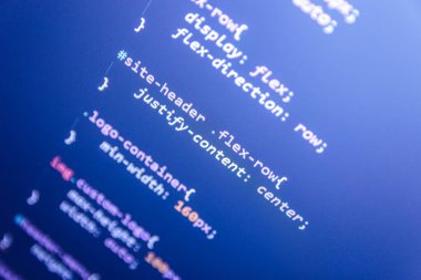 Wordpress tema kodunu kapat. CSS kodlu dizüstü bilgisayar ekranı
