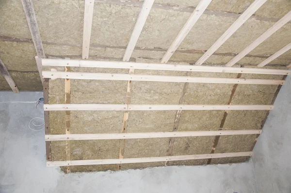 Warmte Isolatie Een Nieuw Huis Met Minerale Wol Hout — Stockfoto