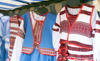 Etnik Ulusal nakış giyim.