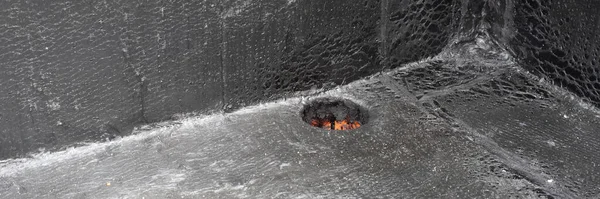 Regenwasserabfluss. Flachdachabfluss aus nächster Nähe — Stockfoto