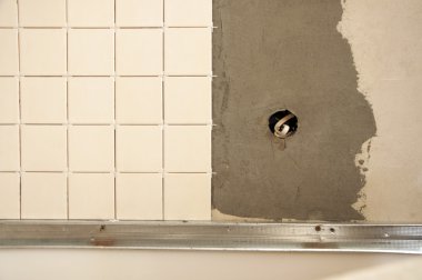 Mutfak seramik karo yükleme