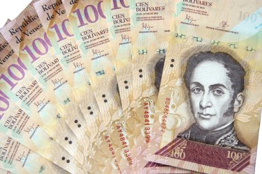 100 Venezuela bolivares banknot beyaz arka plan üzerinde izole